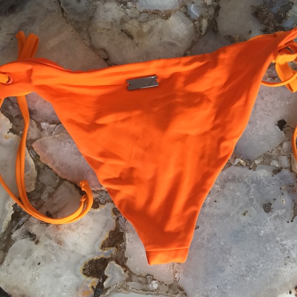 ❌SOLD❌ Gymshark Bikini 🍊 - Picture 13 of 16